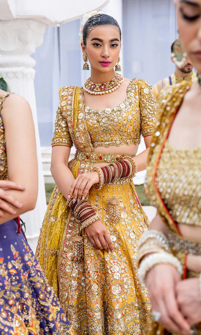 MEHNDI SPECIAL OUTFIT