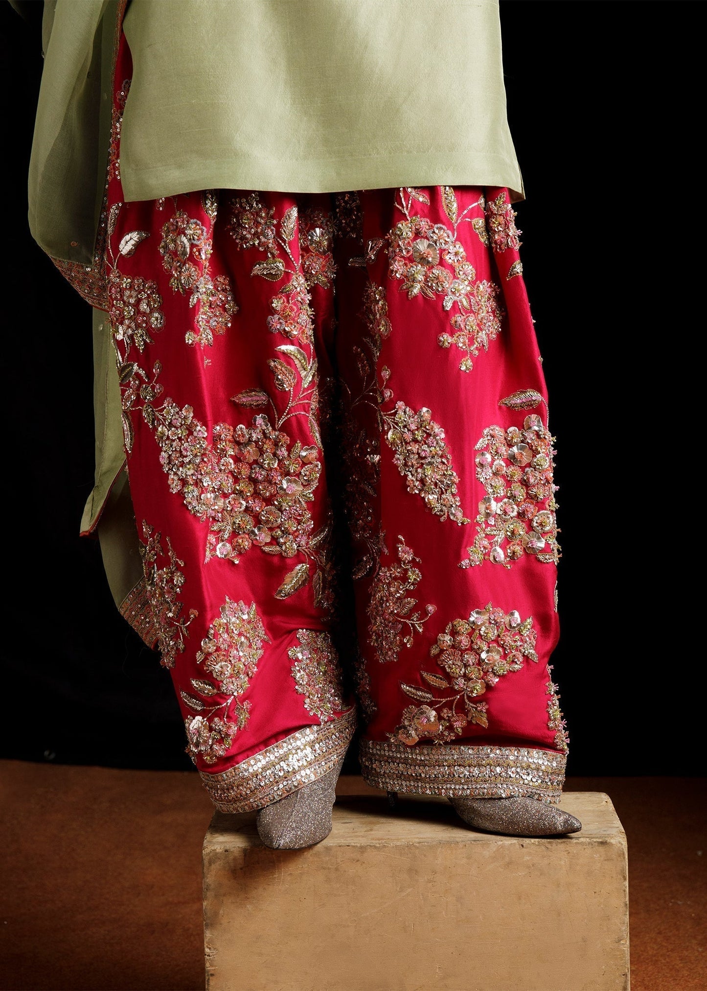 Hussain Rehar Doron ensemble crafted from luxurious fabric with intricate embellishments and refined detailing on a perfectly tailored silhouette, paired with a delicately worked dupatta, perfect for formal occasions and memorable celebrations.